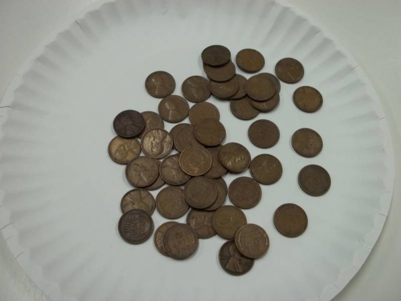lot 32 image: 49 1934 Pennies