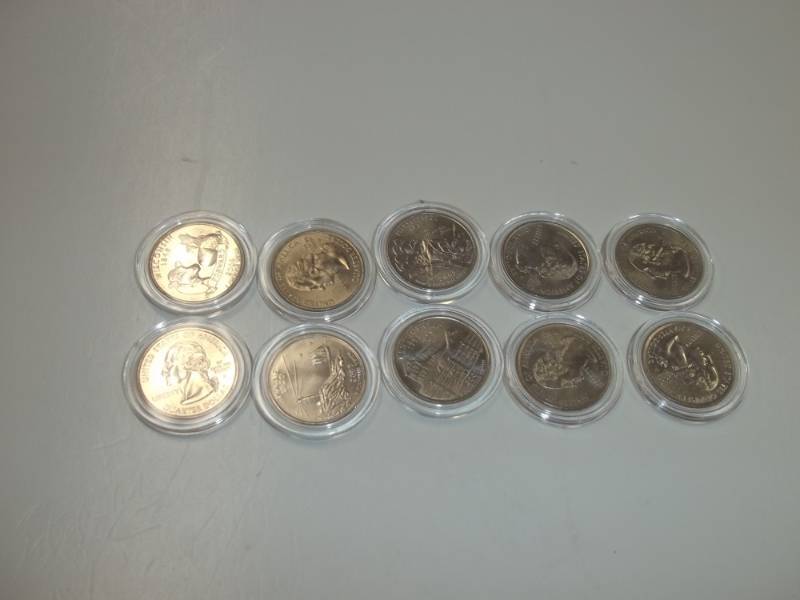 lot 51 image: 10 Assorted State Quarters in cases