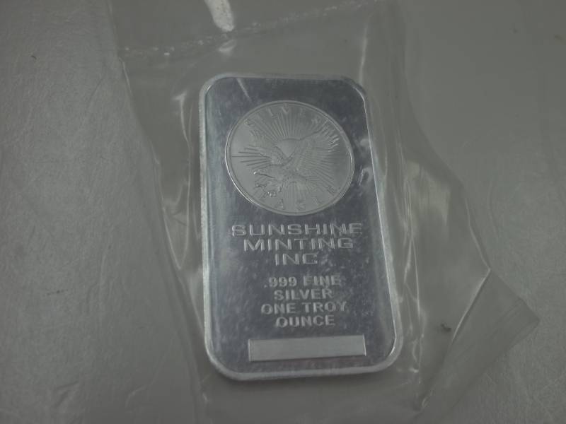 lot 72 image: One Troy Silver Sunshine Minting Inc. .999%
