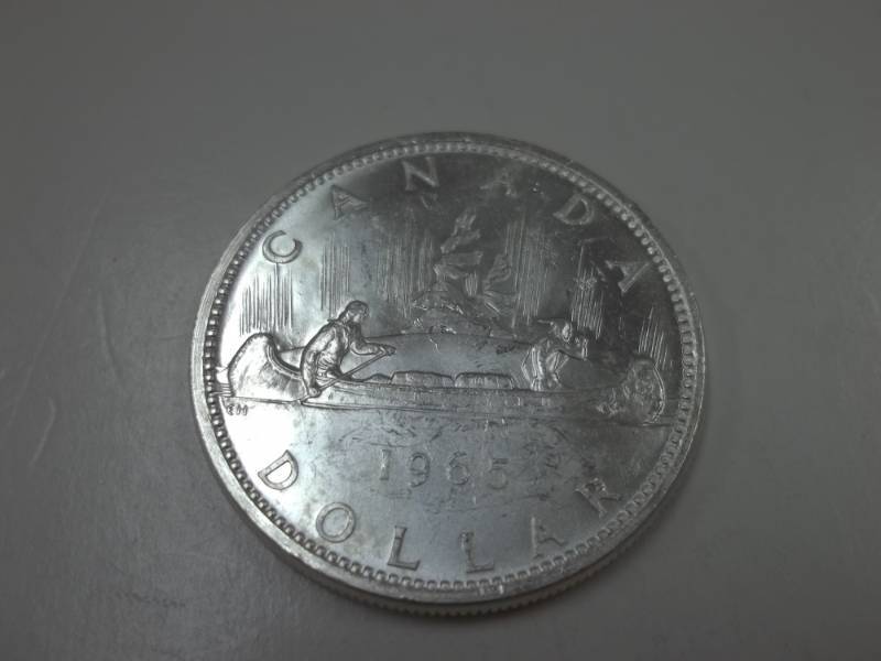 lot 118 image: 1965 Voyager Canadian Silver Dollar 80% Silver