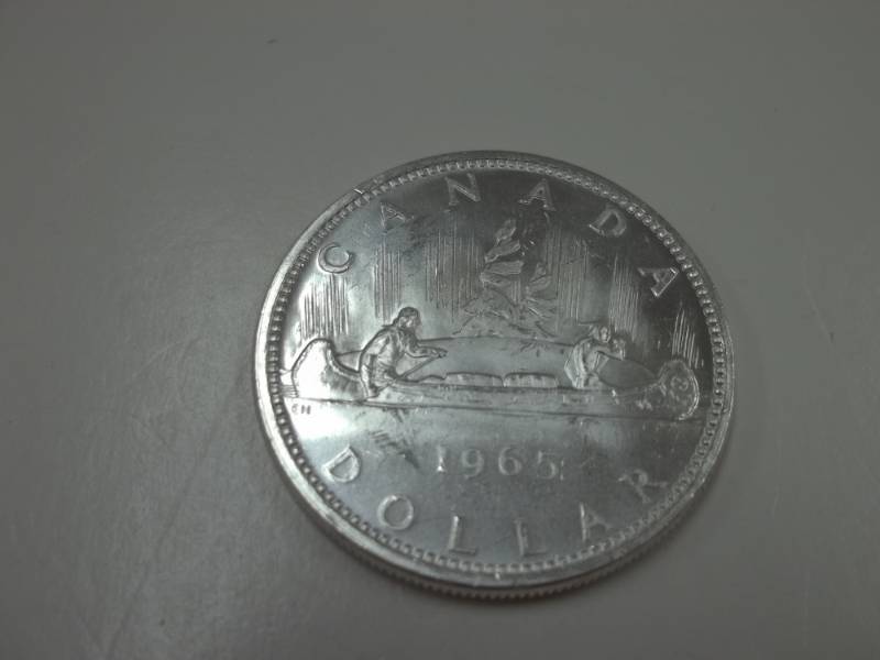 lot 119 image: 1965 Voyager Canadian Silver Dollar 80% Silver