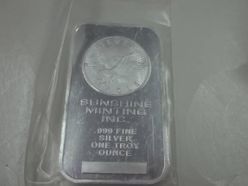 lot 135 image: .999 Silver One Troy Ounce Sunshine Minting Inc.