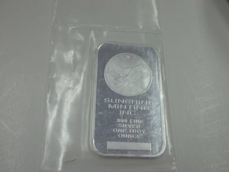 lot 136 image: .999 Silver One Troy Ounce Sunshine Minting Inc.