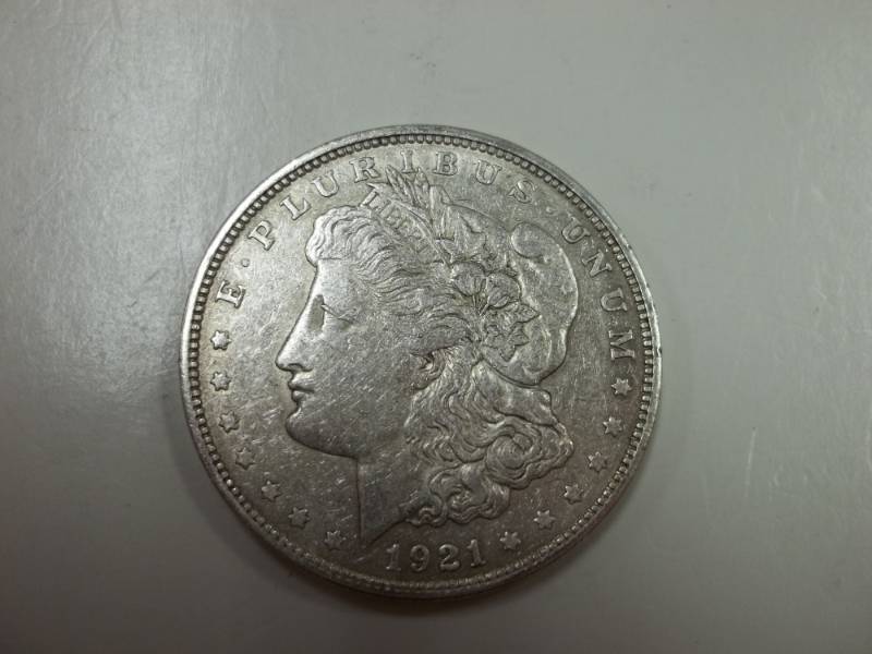 lot 140 image: 1921 Morgan Silver Dollar 90% Silver