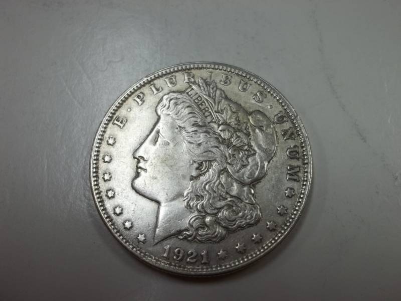 lot 142 image: 1921 Morgan Silver Dollar 90% Silver