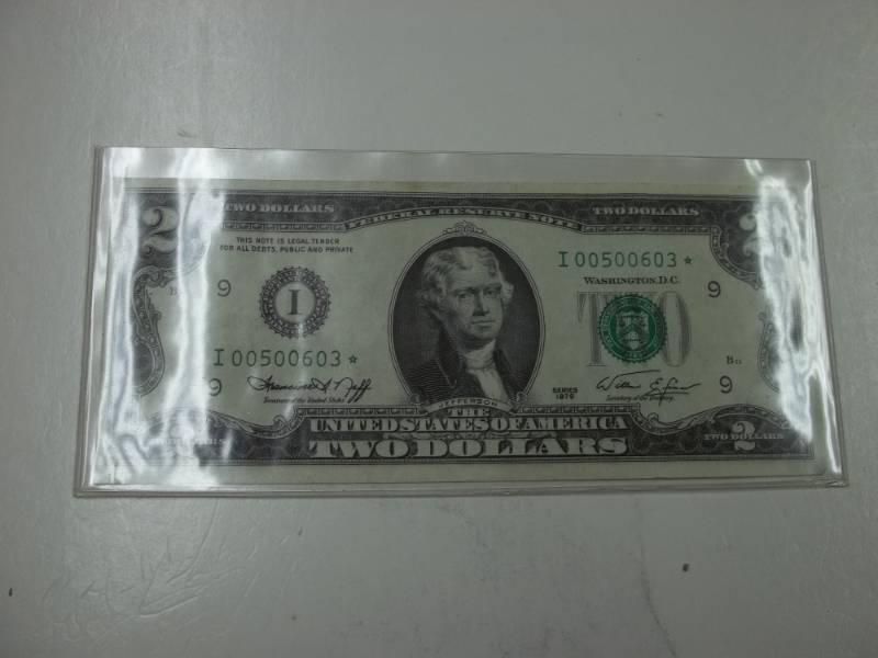 lot 220 image: 1976 $2 Bill