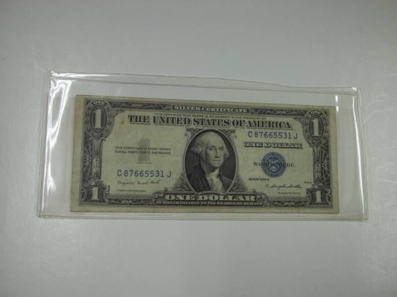 lot 223 image: 1935 One Dollar Silver Certificate