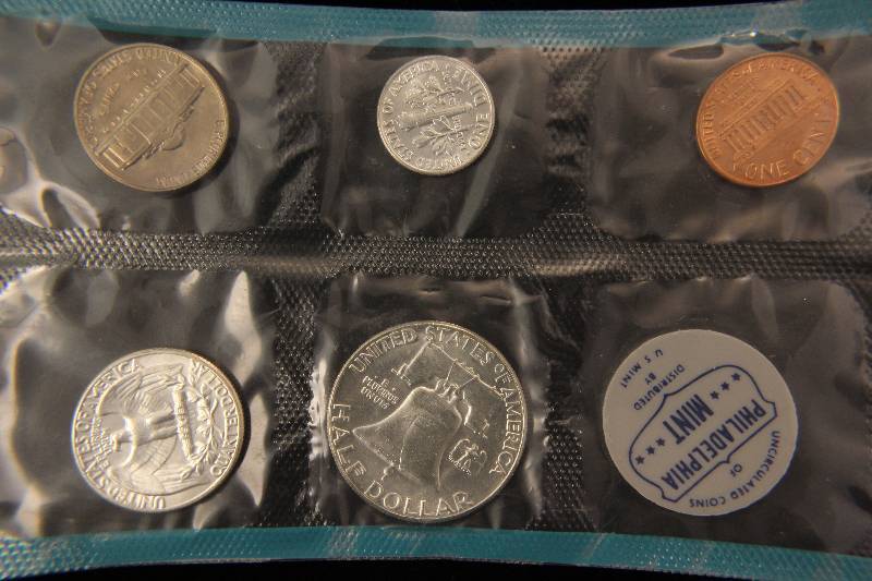 1963-P US MINT SET IN ORIGINAL GOVT CELLOPHANE
