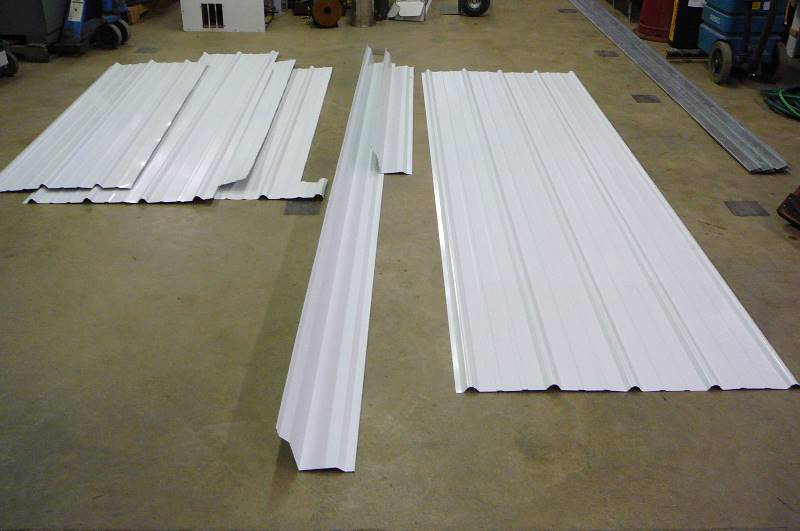Steel Sheeting & Corners