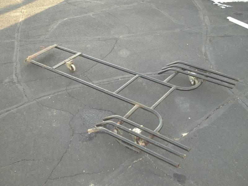 lot 10 image: Snowmobile dolly