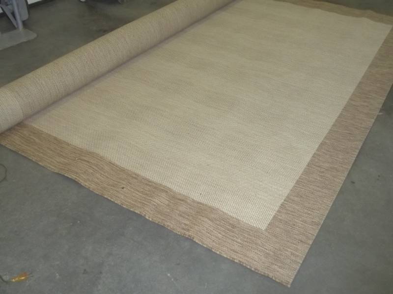 lot 16 image: 8 x 10 rug