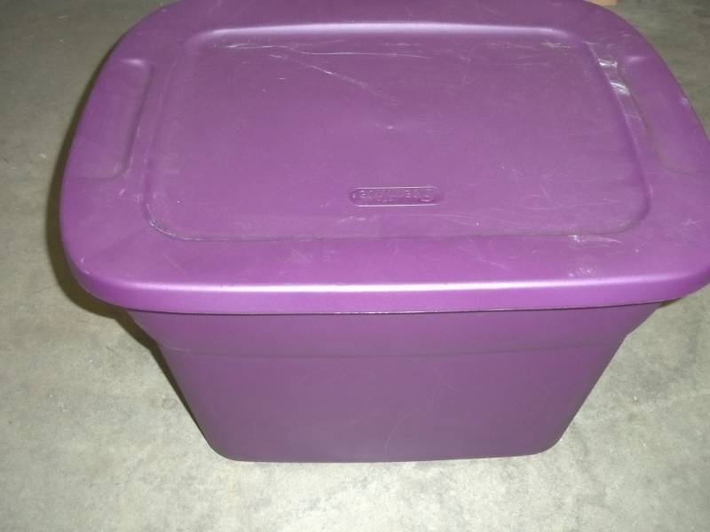 lot 44 image: Purple Tote with Christmas Dcor