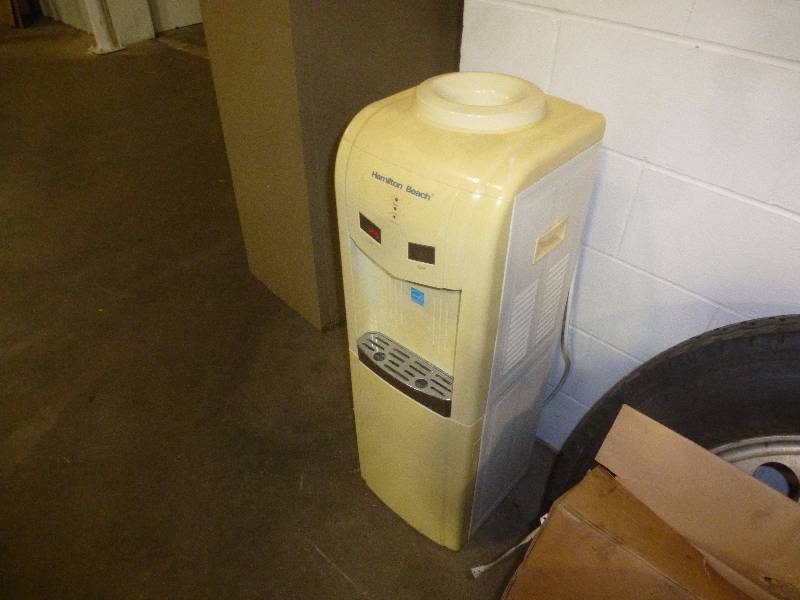 Hamelton Beach Water Dispenser