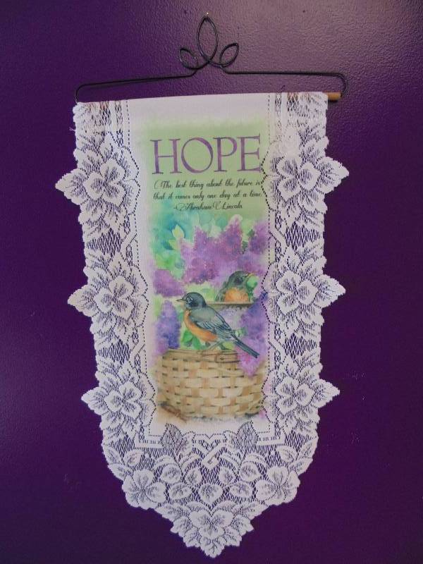 lot 13 image: Heritage Lace Hope - Day at a Time Wall Hanging, New,White, 29x12