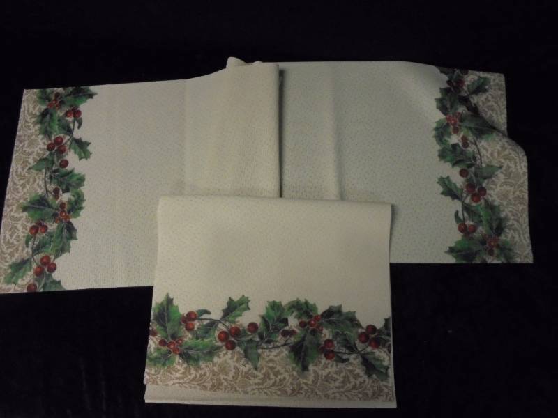 lot 55 image: Heritage Lace (2) New Vintage Holly Runners, 13x45