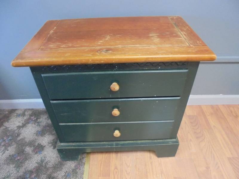 lot 76 image: Side Table w2 Drawers, 26x26x16, drawers slide good, scuffs on top