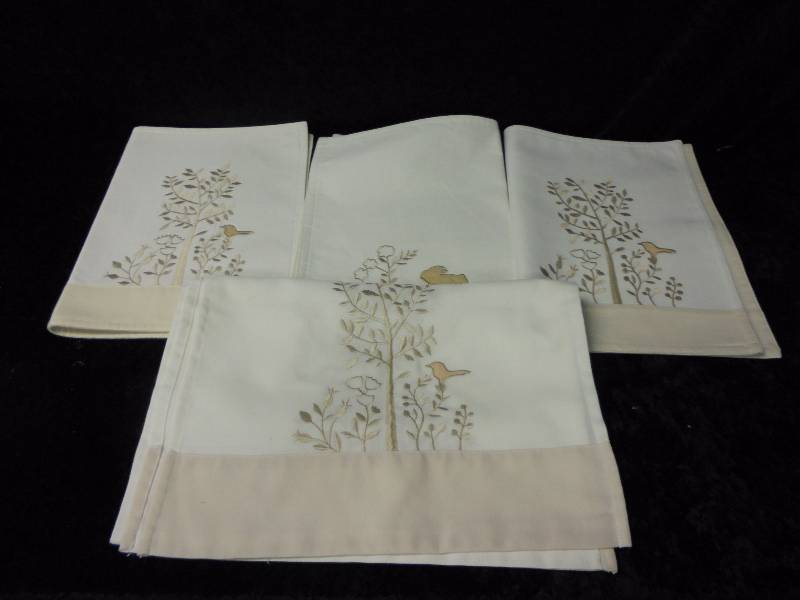 lot 97 image: Lot of New Linens, Runner & Placemats