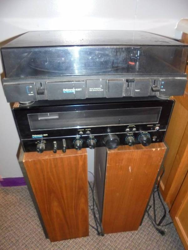 lot 180 image: REFERENCE RadioPhonograph System