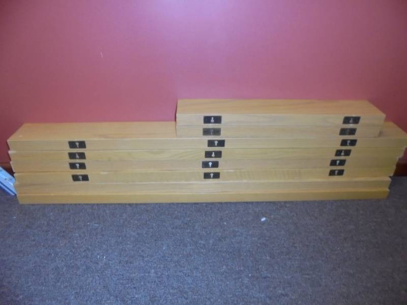 lot 184 image: Floating Shelves, 48 & 24