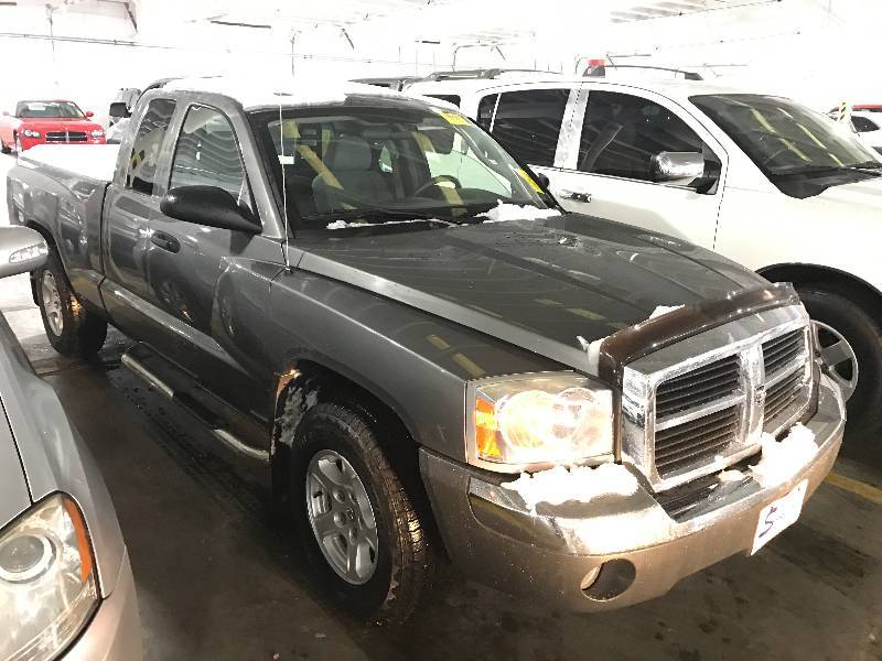 2005 Dodge Dakota SLT 2WD