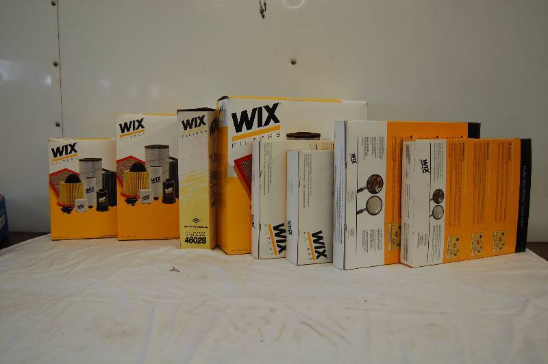 lot 7 image: Air Filters