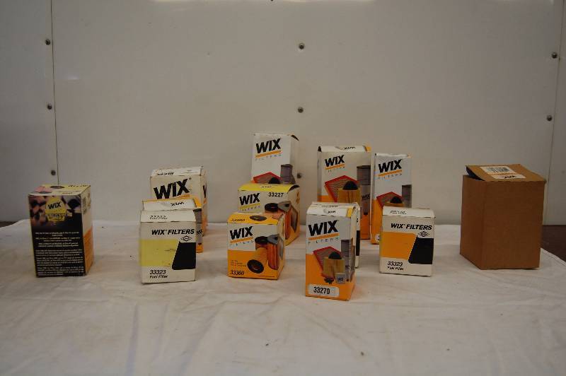 lot 17 image: Wix Fuel Filters