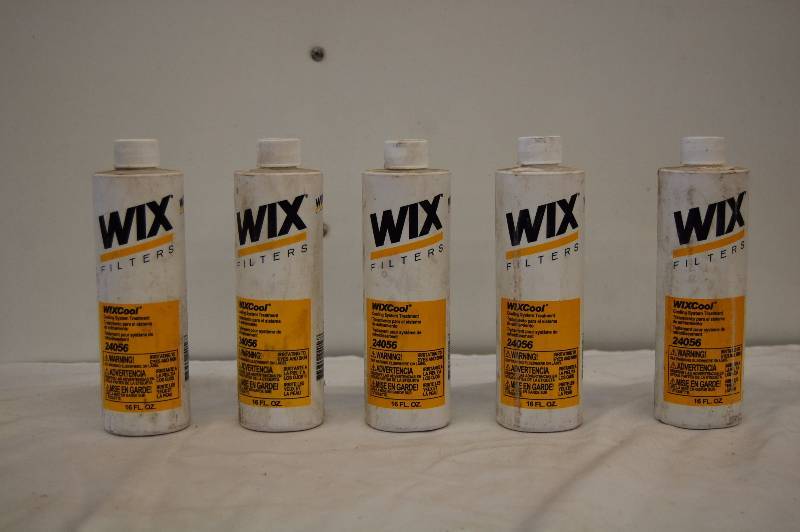 lot 18 image: Wixcool Cooling System Treatment
