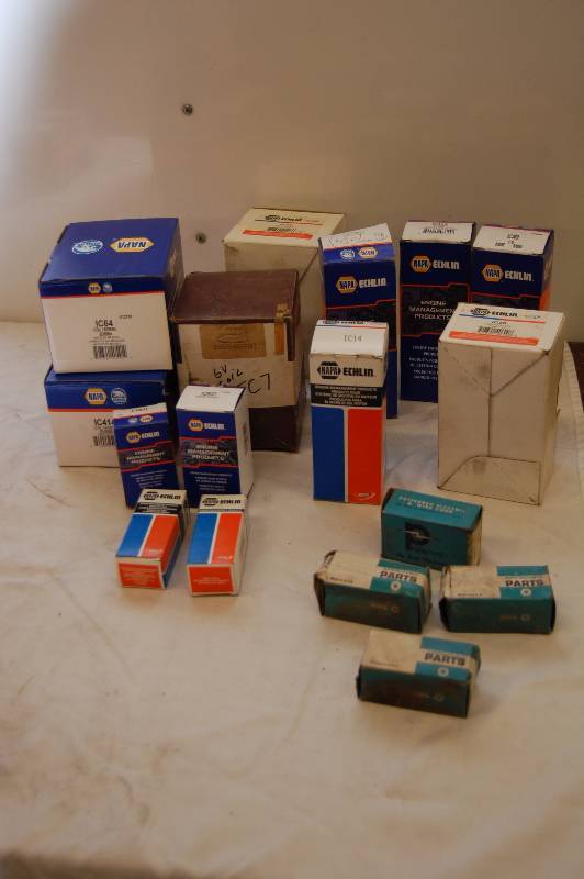 lot 39 image: Ignition Coils and Parts