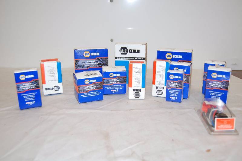 lot 69 image: Assorted Electronic Parts