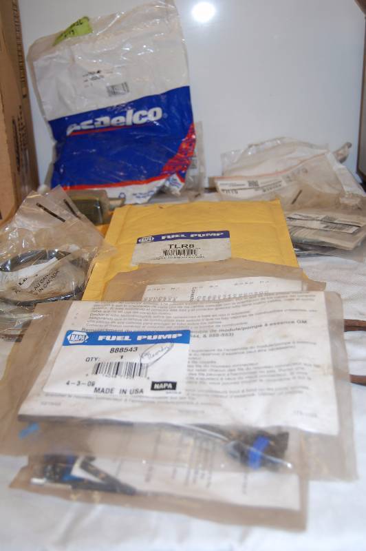lot 99 image: Fuel Pumps Gaskets,Rings and Electrical Parts