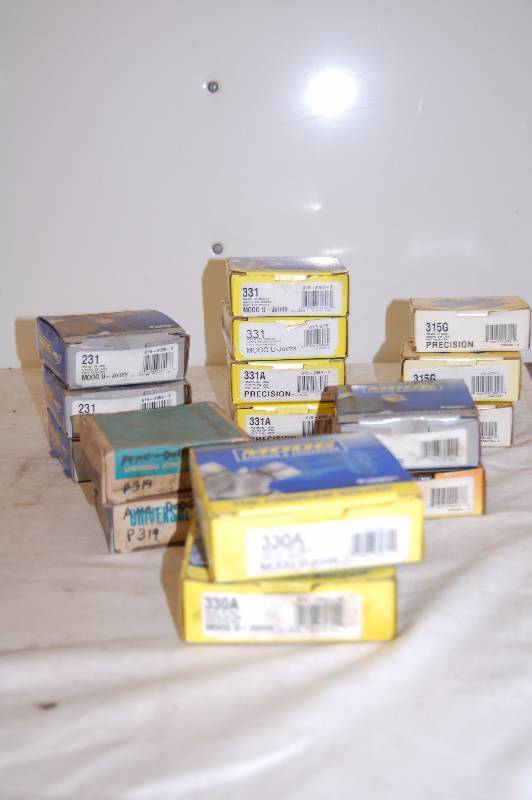 lot 154 image: U-Joints