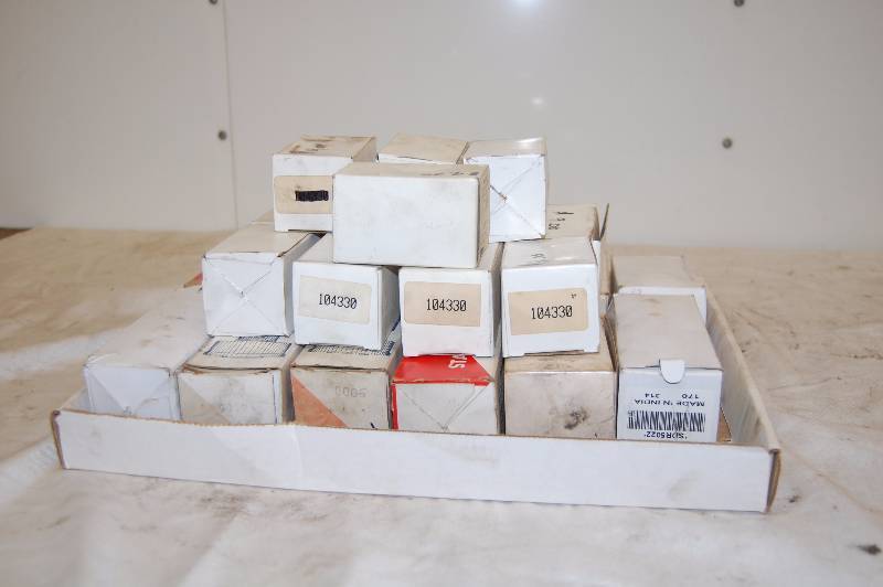 lot 160 image: Starter Drives