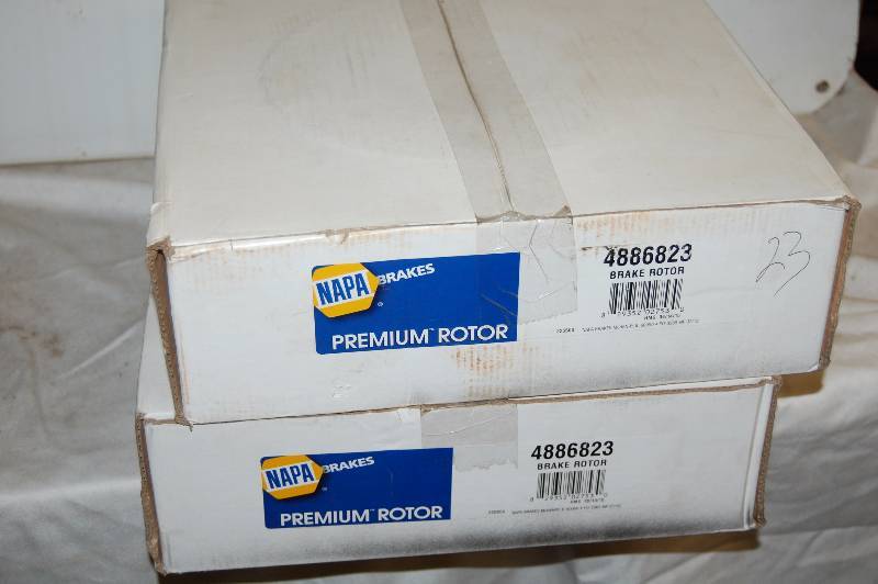lot 188 image: 2 NAPA Brake Rotors