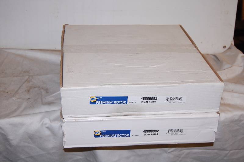 lot 190 image: 2 NAPA Brake Rotors
