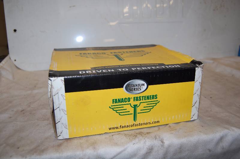 lot 231 image: Large Box of Nail