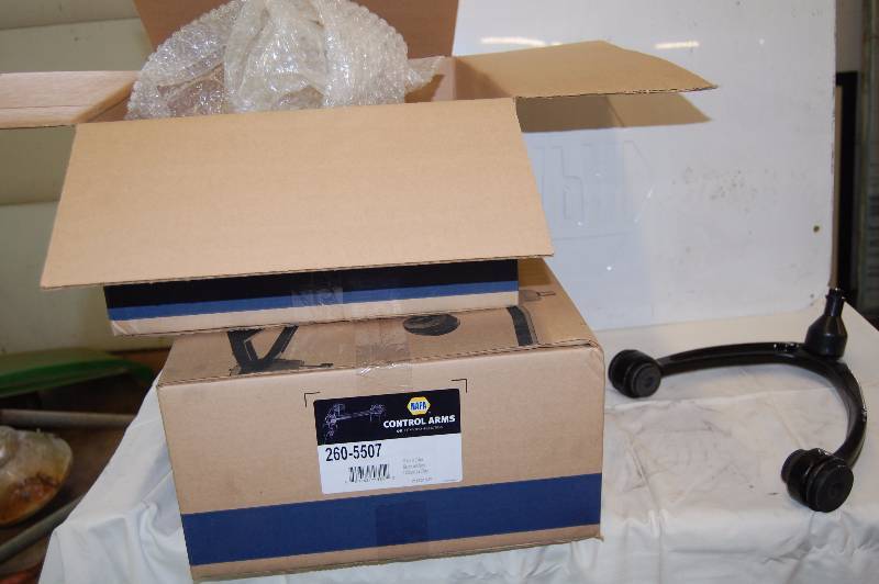 lot 291 image: NAPA Control Arms