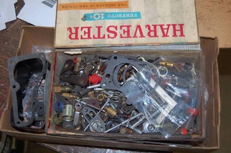 lot 323 image: Gaskets, Nozzles, and Other Parts