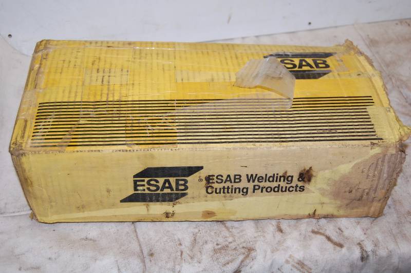 lot 324 image: Welding Rods
