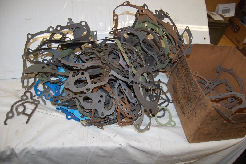 lot 342 image: Water Pump Gaskets
