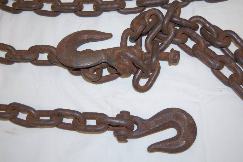 lot 347 image: 2 Chains