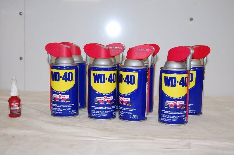 lot 387 image: WD40 and Retaining Compound