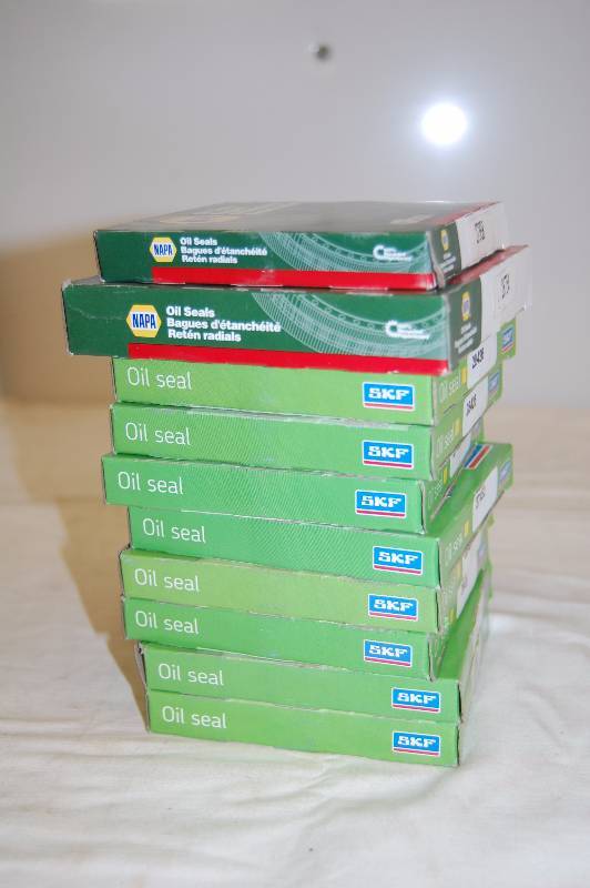 lot 391 image: NAPA Oil Seals