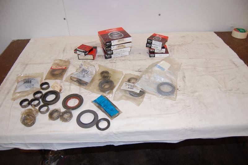 lot 417 image: Wheel Seals and Bearings