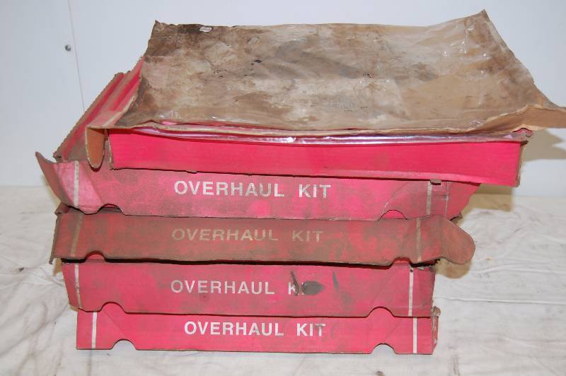 lot 418 image: Transmission Gaskets and Other Gaskets