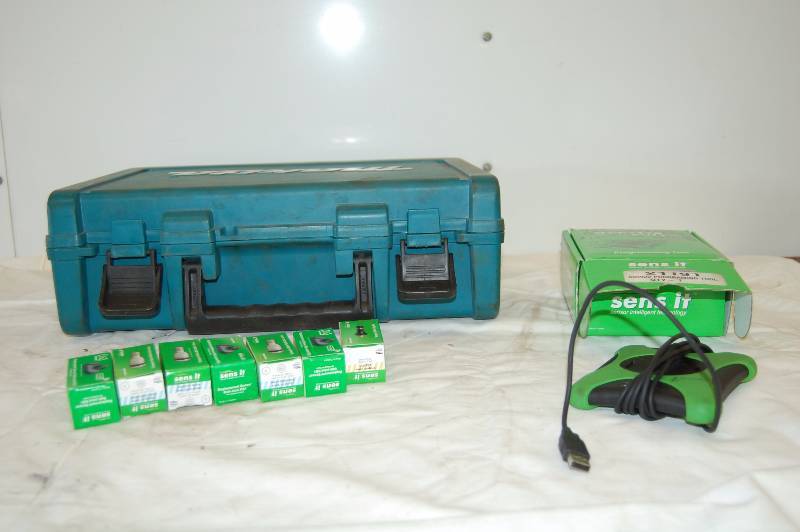 lot 477 image: Alligator Sens It Programing Tool and Parts