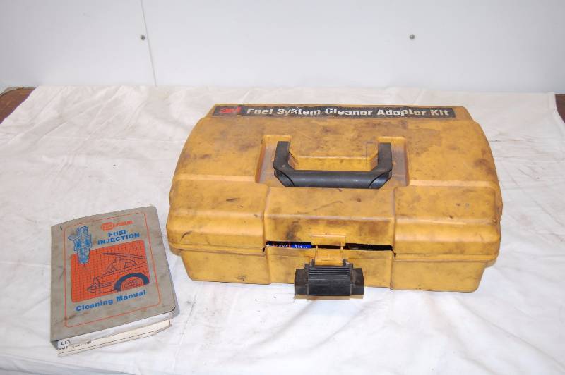 lot 484 image: Fuel System Cleaner Adaptor Kit