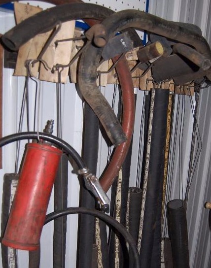 lot 528 image: New and Used Hose Pieces with Rack