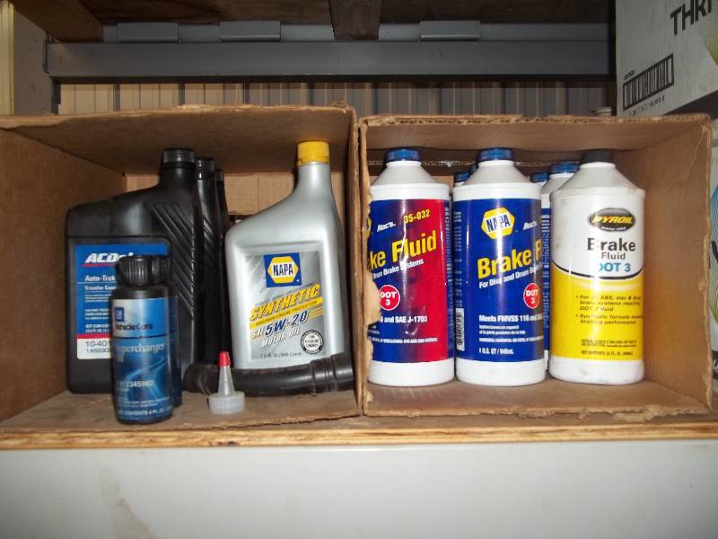 lot 645 image: Misc Automotive Oils & Fluids