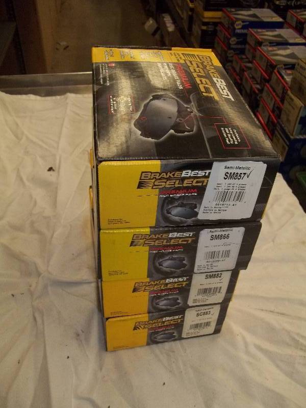 lot 609 image: Premium Disc Brake Pads