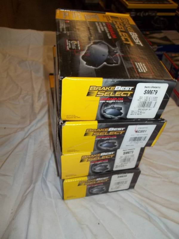 lot 604 image: Premium Disc Brake Pads
